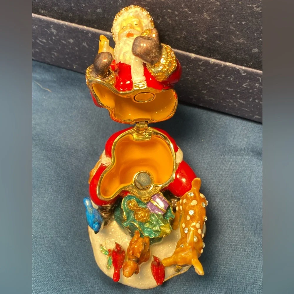 Kubla Crafts Bejeweled Christmas Santa Claus with Animals Box